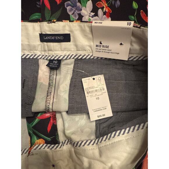 LANDS END - NEW - shorts size 10 - Picture 3 of 4